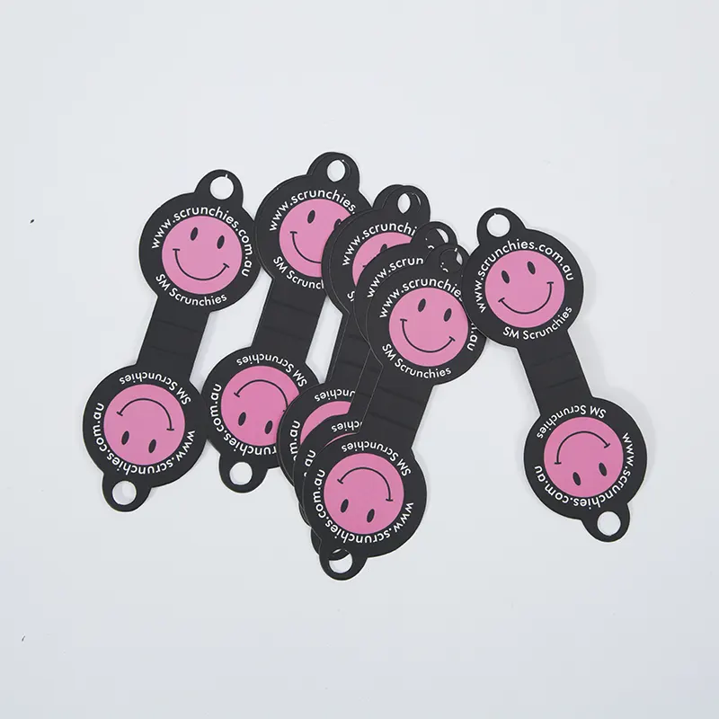 貴社のジュエリー ブランドのロゴ入りネックレス カードを選ぶ理由は何ですか?